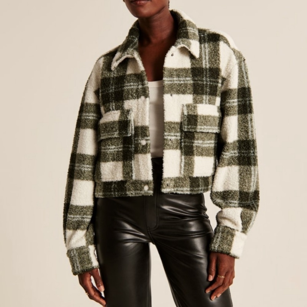 Abercrombie and Fitch Cropped Sherpa Shirt Jacket